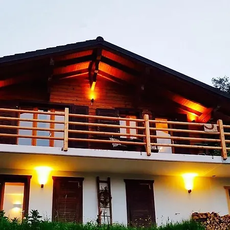 Chalet Capricorne 샬레 *